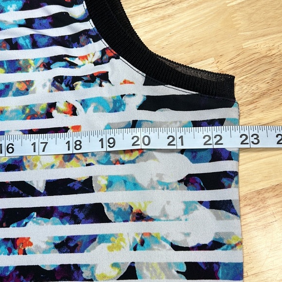 WORTHINGTON SCOOP NECK SLEEVELESS FLORAL STRIPE TOP - Picture 7 of 12